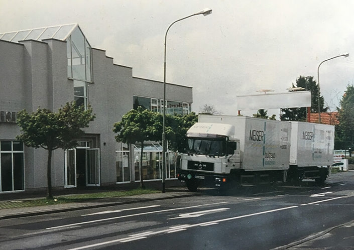 1987 wurde Meiser Küchen in Hanau eröffnet